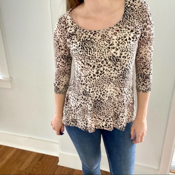 Anthropologie W5 Animal Leopard Print Scoop Neck 3/4 Sleeve Top Size Small - Picture 1 of 6